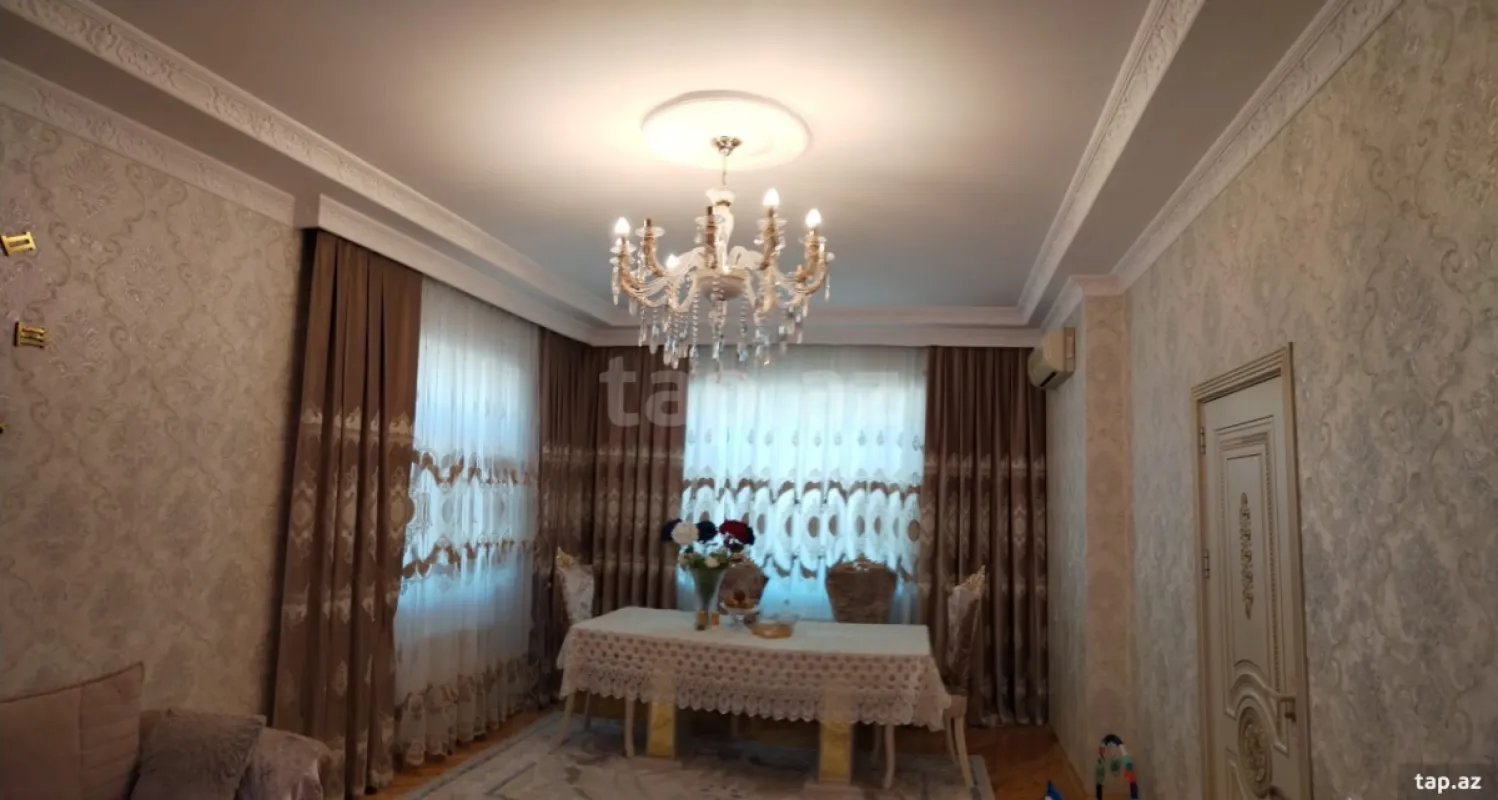 Satılır 7 otaqlı həyət evi