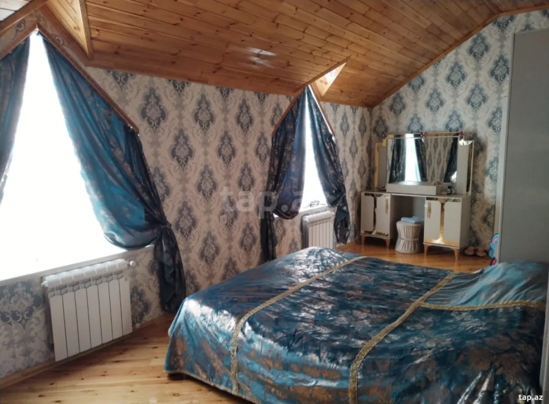 Satılır 7 otaqlı həyət evi