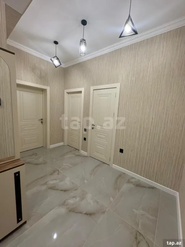 Kirayə verilir 2 otaqlı yeni tikili 70 m²