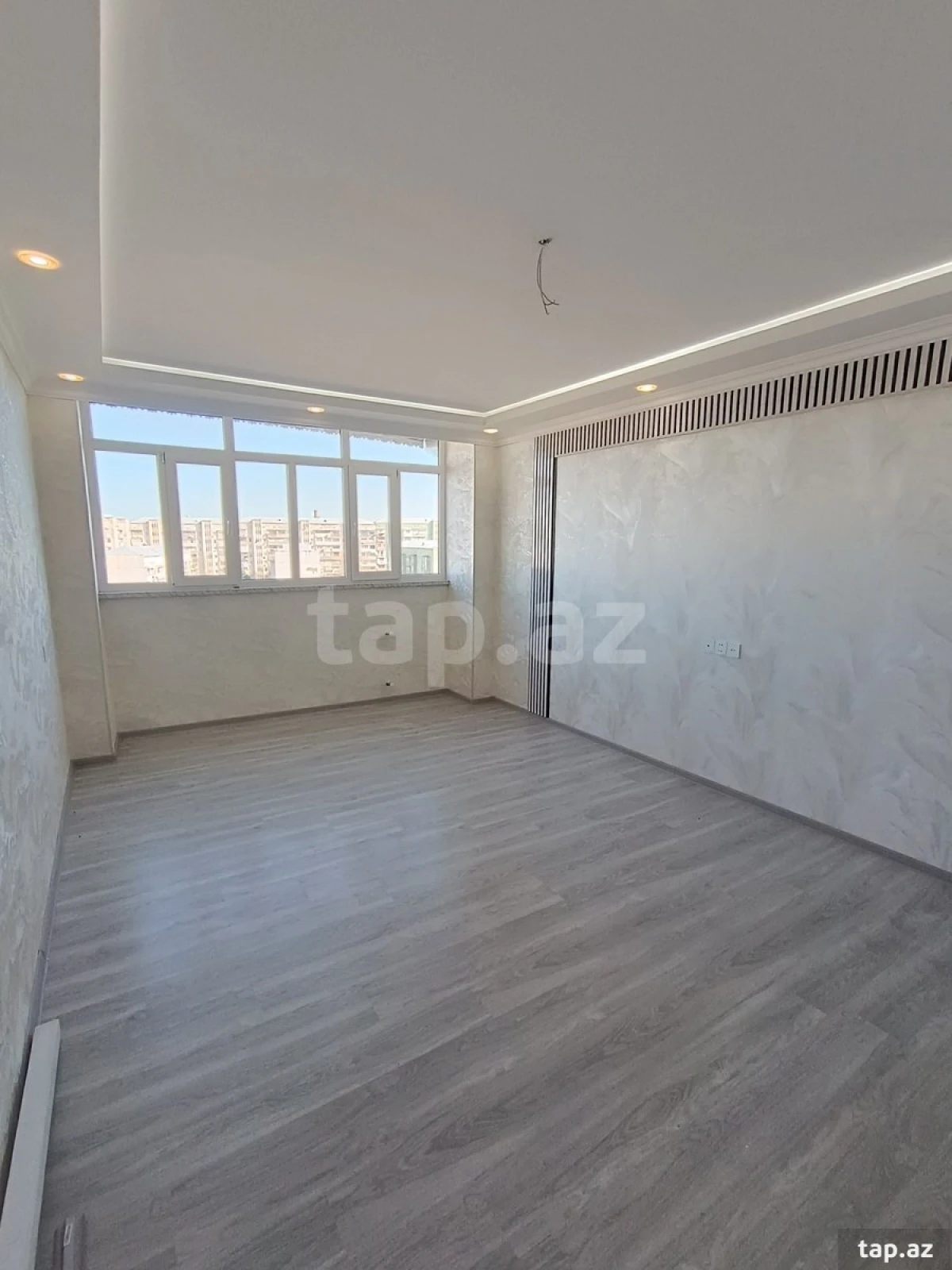 Satılır 3 otaqlı mənzil 70 m²