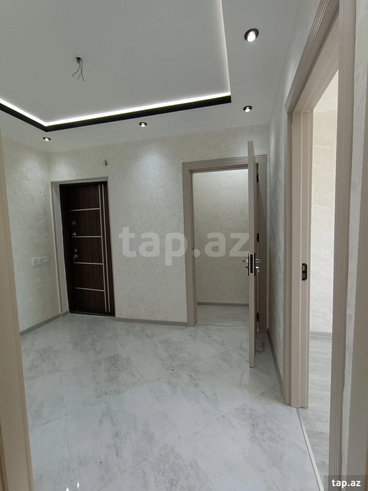 Satılır 3 otaqlı mənzil 70 m²