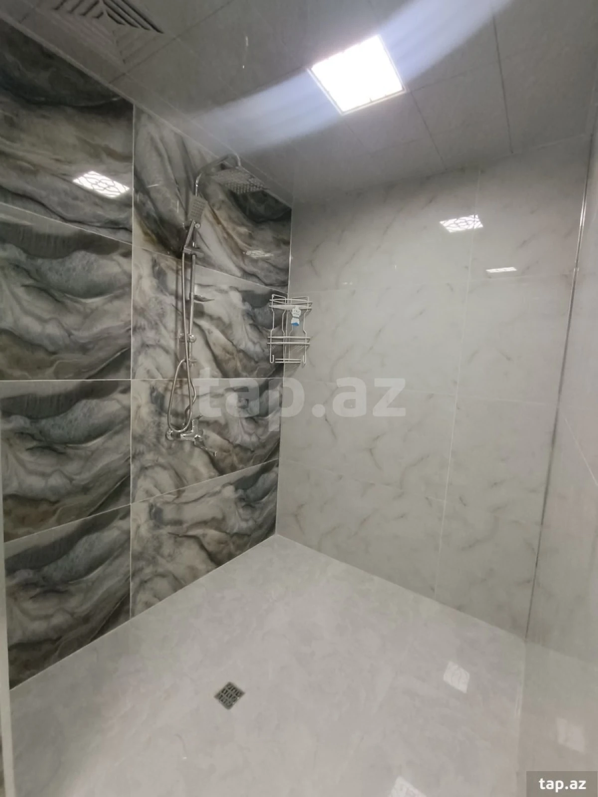Satılır 3 otaqlı mənzil 70 m²