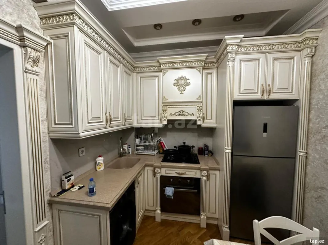 Kirayə verilir 2 otaqlı yeni tikili 67 m²