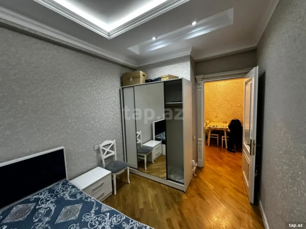 Kirayə verilir 2 otaqlı yeni tikili 67 m²