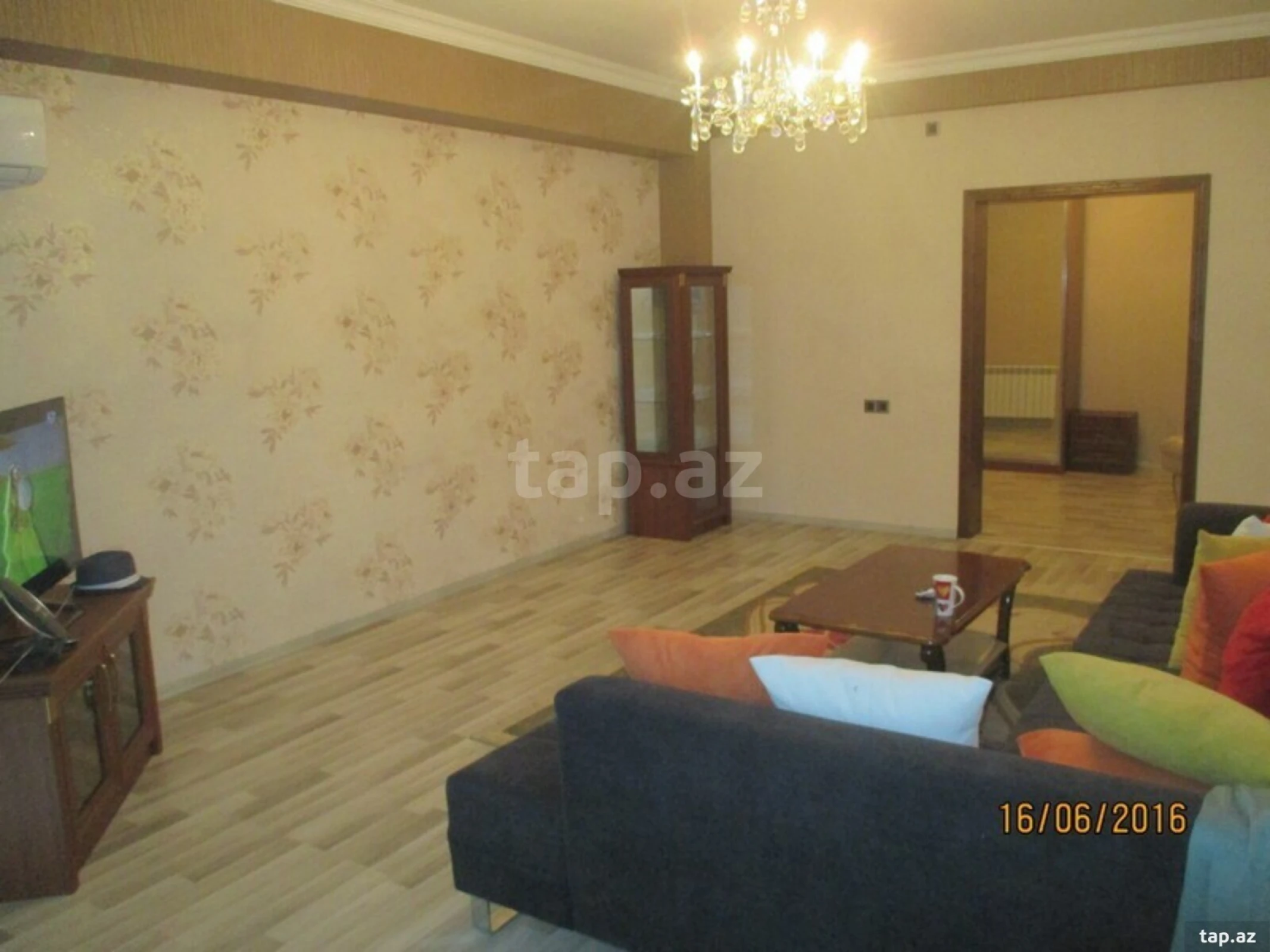 Kirayə verilir 3 otaqlı yeni tikili 129 m²