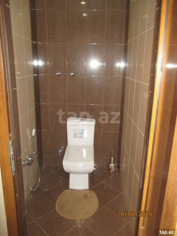 Kirayə verilir 3 otaqlı yeni tikili 129 m²