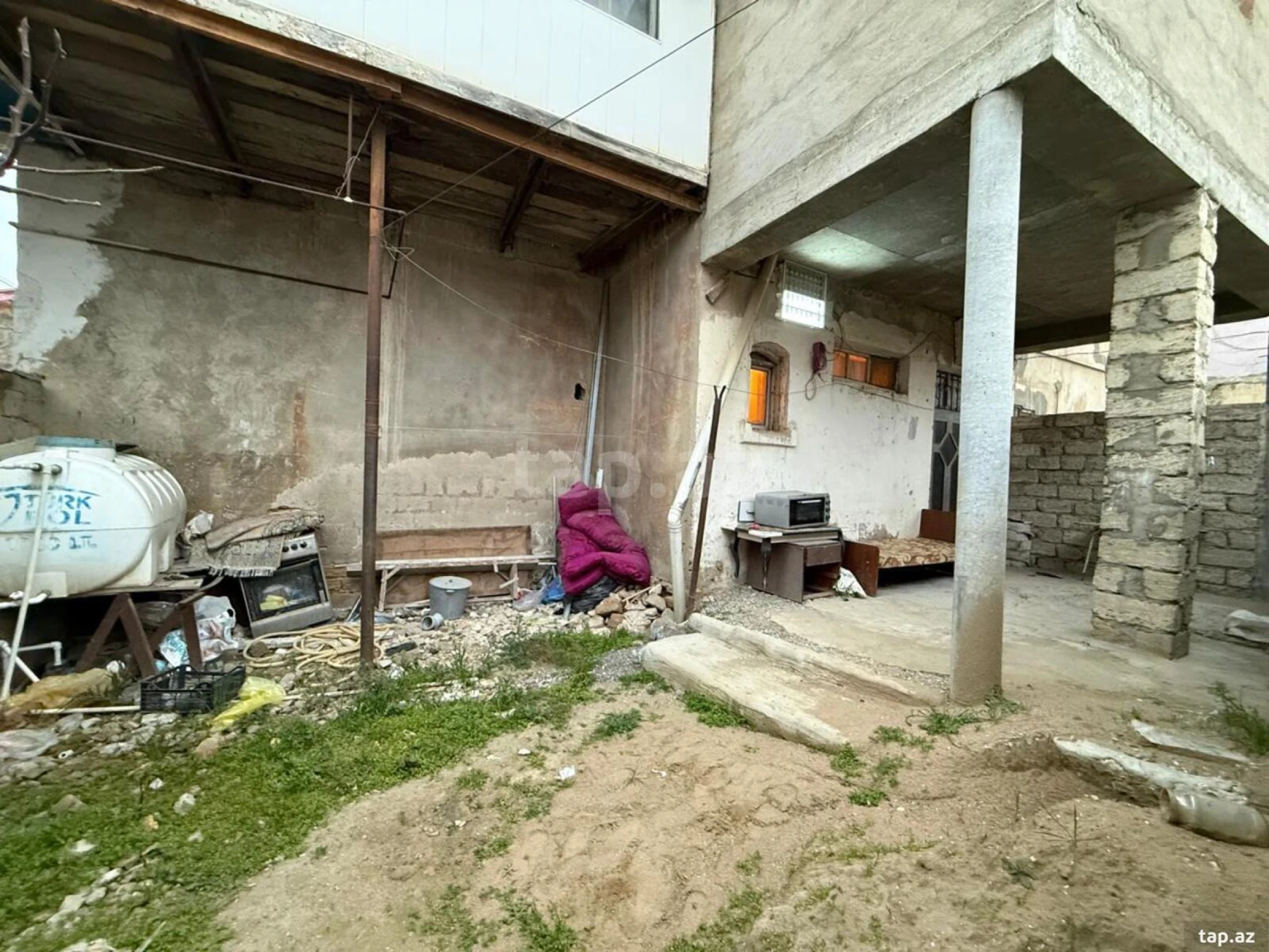 Satılır 2 otaqlı mənzil 43 m²