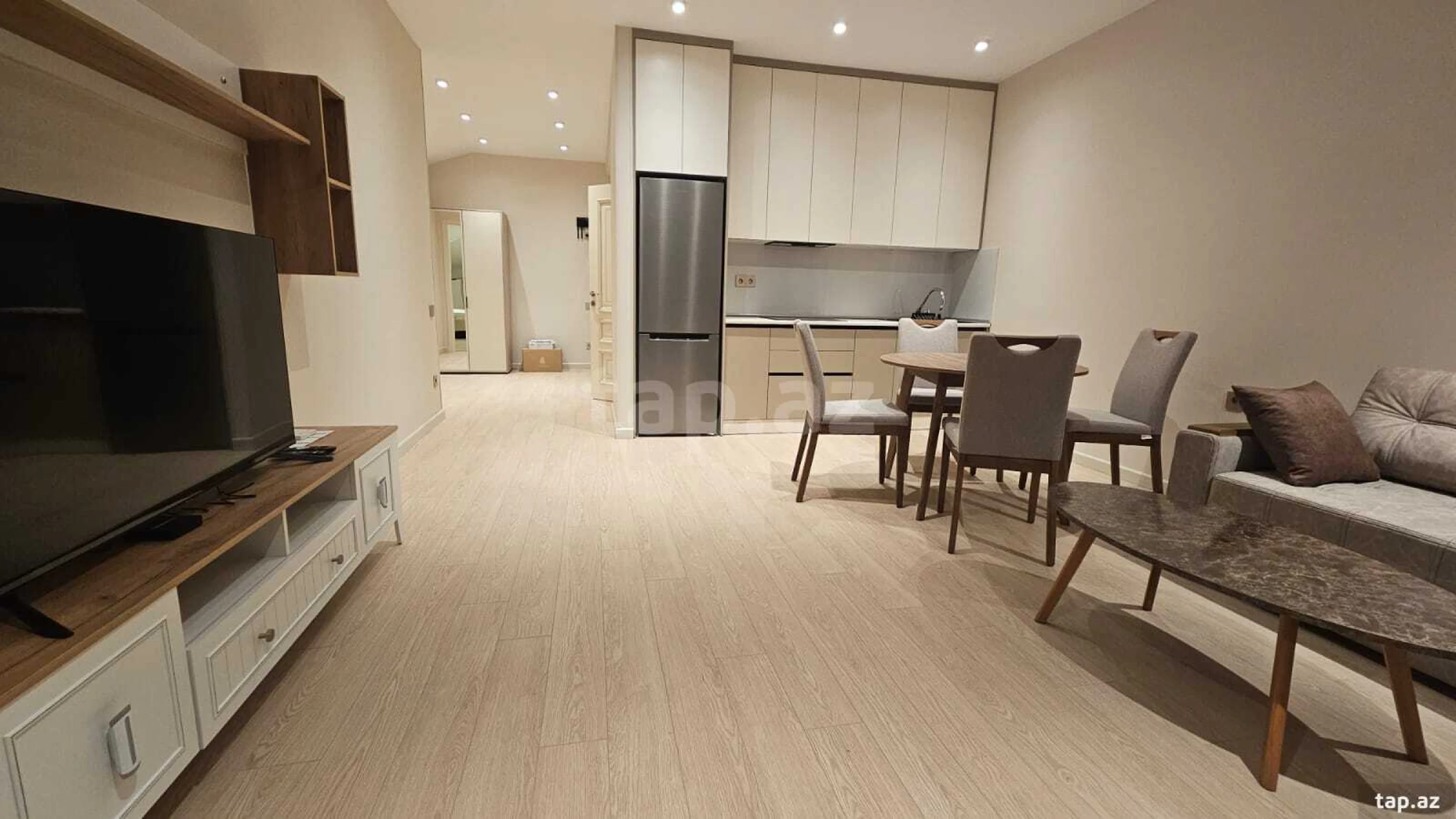 Satılır 3 otaqlı yeni tikili 95 m²