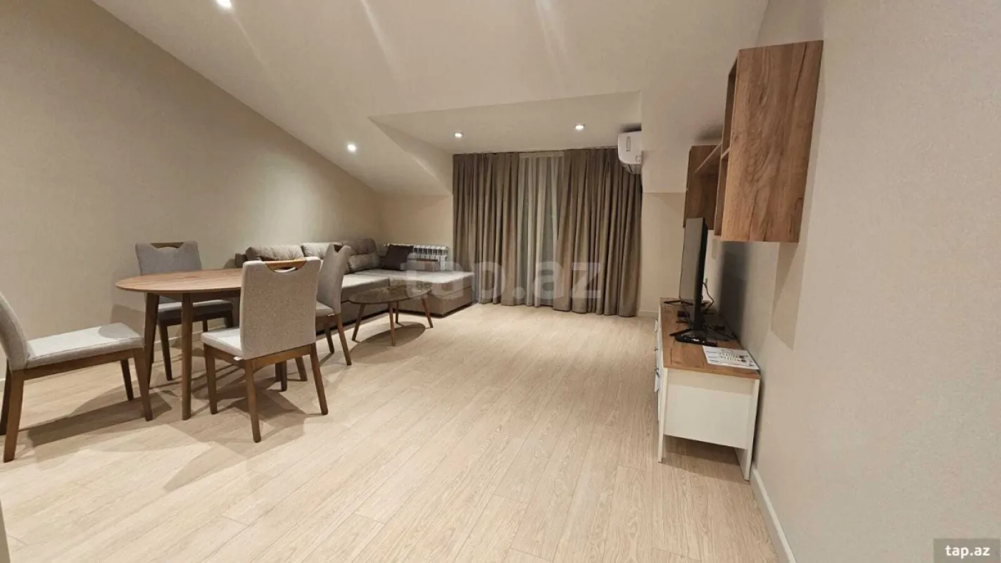 Satılır 3 otaqlı yeni tikili 95 m²