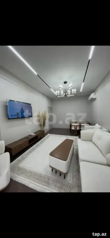 Kirayə verilir 2 otaqlı yeni tikili 90 m²