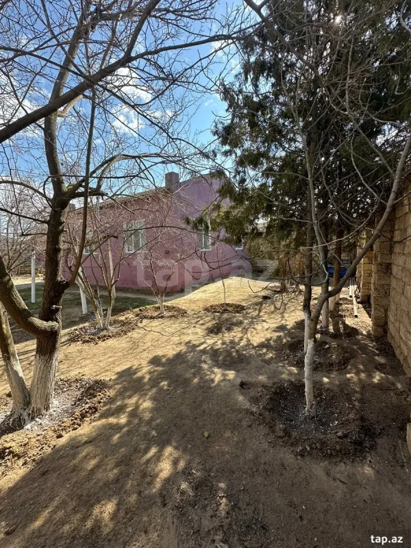 Satılır 3 otaqlı həyət evi