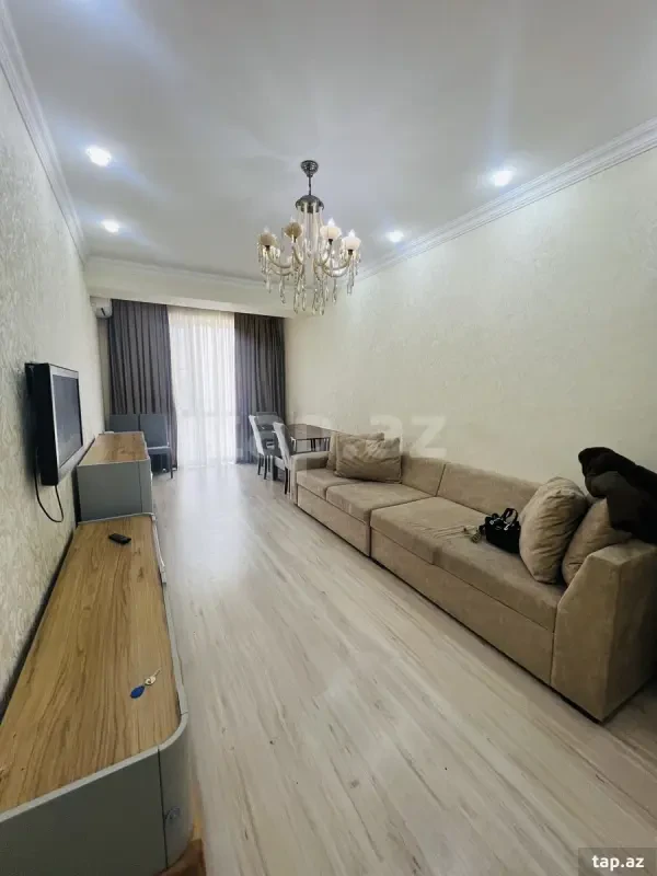 Kirayə verilir 2 otaqlı yeni tikili 65 m²