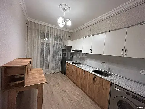 Kirayə verilir 2 otaqlı yeni tikili 80 m²