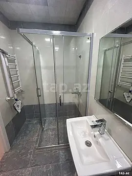 Kirayə verilir 2 otaqlı yeni tikili 80 m²
