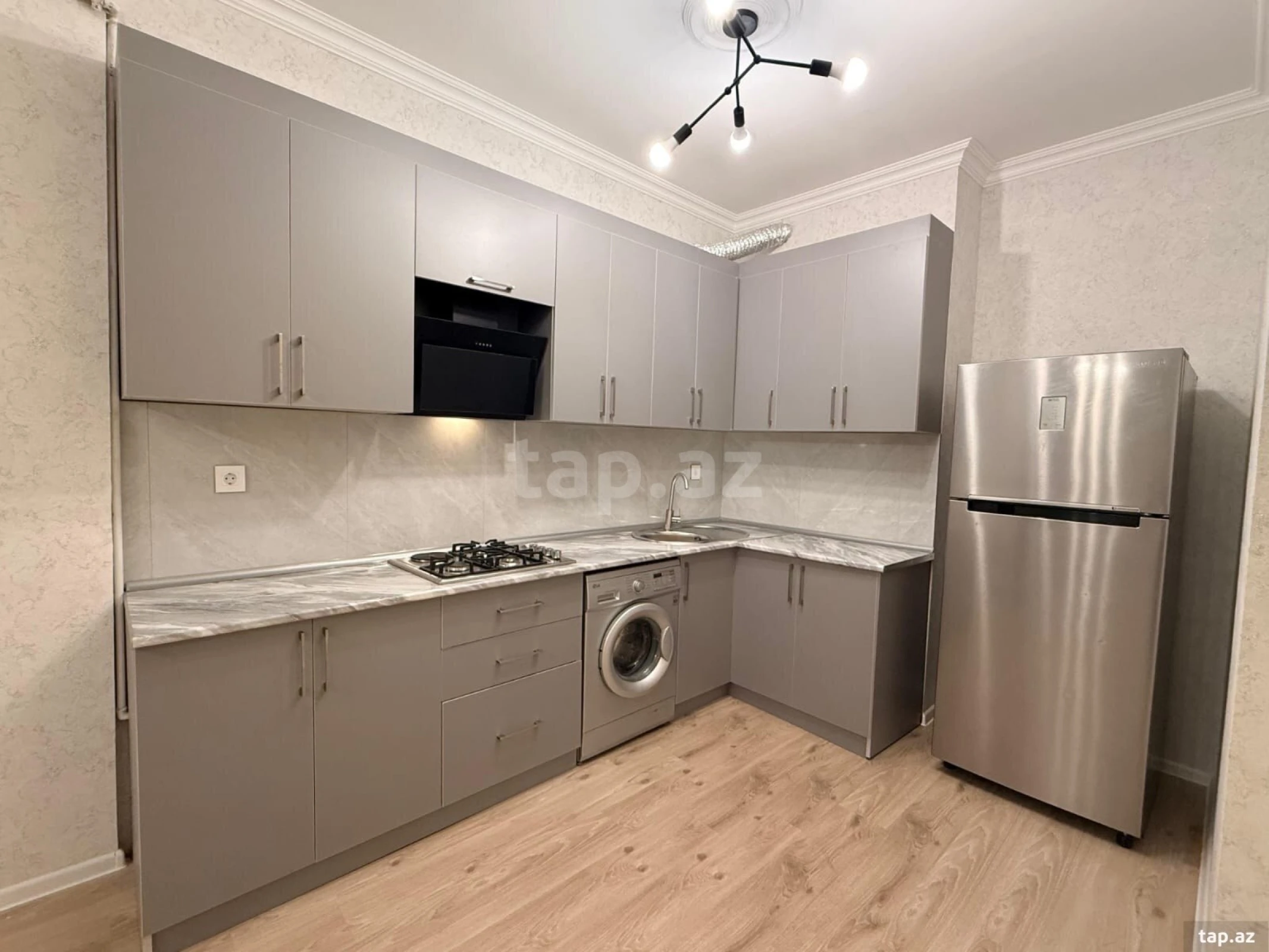 Kirayə verilir 2 otaqlı yeni tikili 67 m²