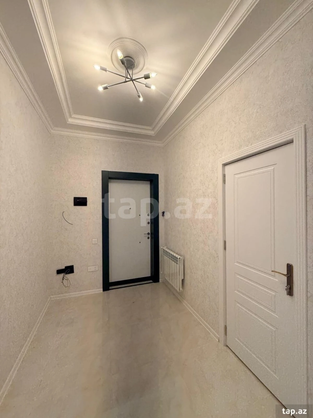 Kirayə verilir 2 otaqlı yeni tikili 67 m²