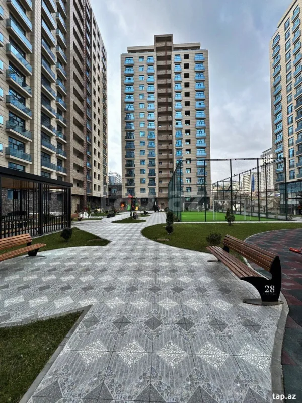 Satılır 4 otaqlı yeni tikili 145 m²