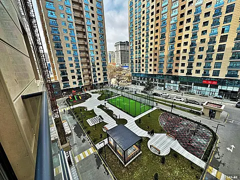 Satılır 4 otaqlı yeni tikili 145 m²