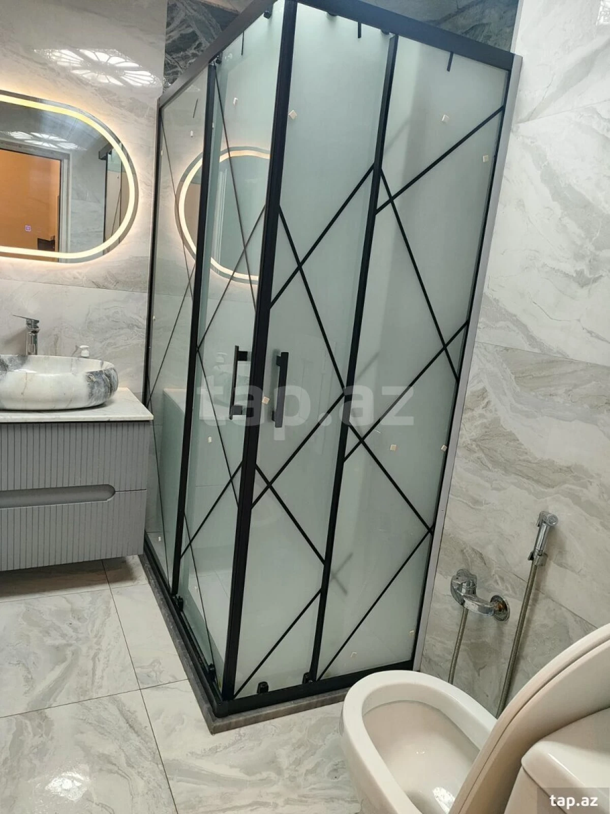 Kirayə verilir 3 otaqlı yeni tikili 85 m²