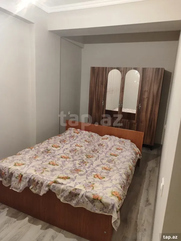 Kirayə verilir 3 otaqlı yeni tikili 85 m²