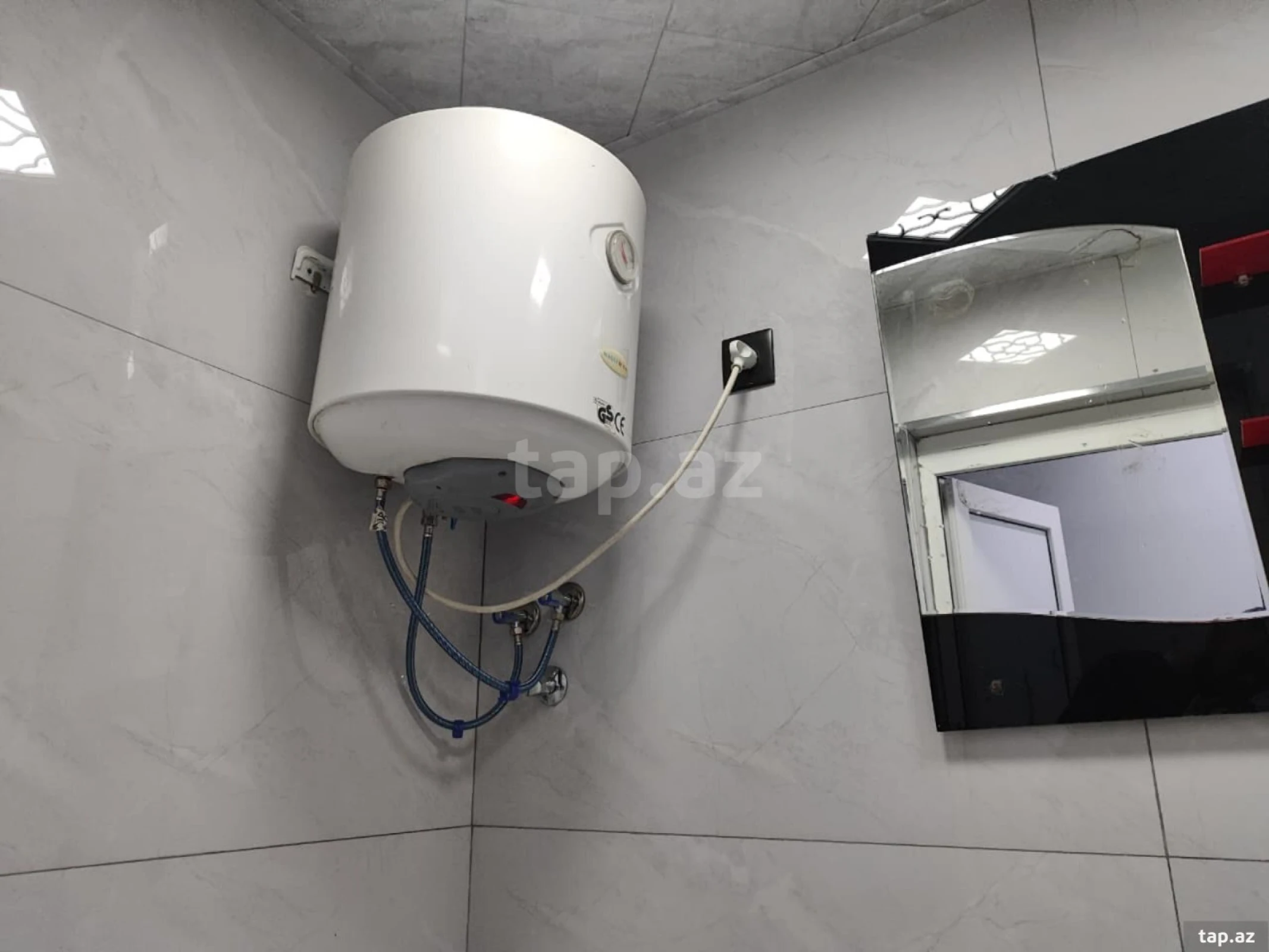 Kirayə verilir 2 otaqlı yeni tikili 60 m²