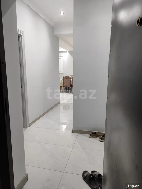 Kirayə verilir 2 otaqlı yeni tikili 60 m²