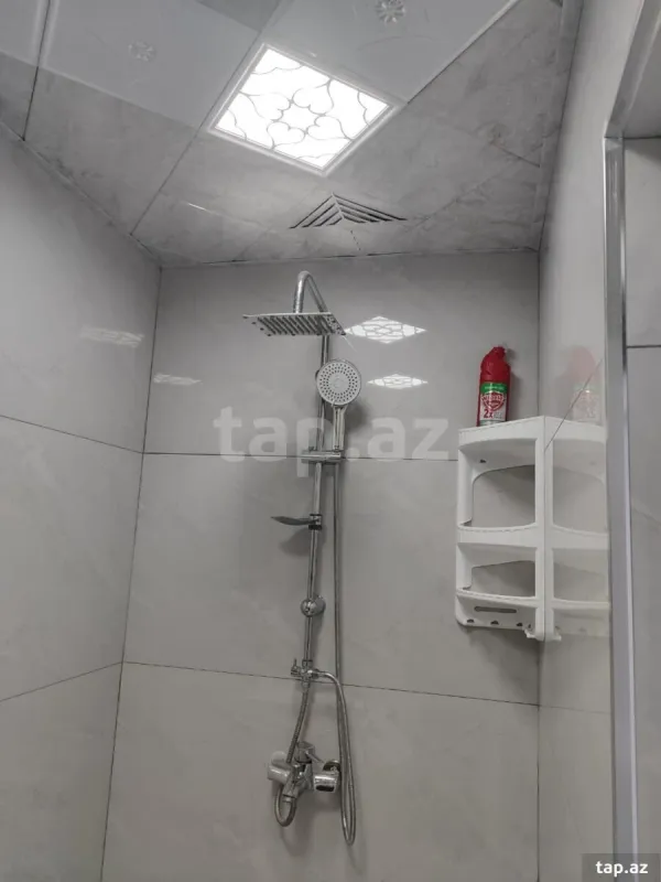 Kirayə verilir 2 otaqlı yeni tikili 60 m²