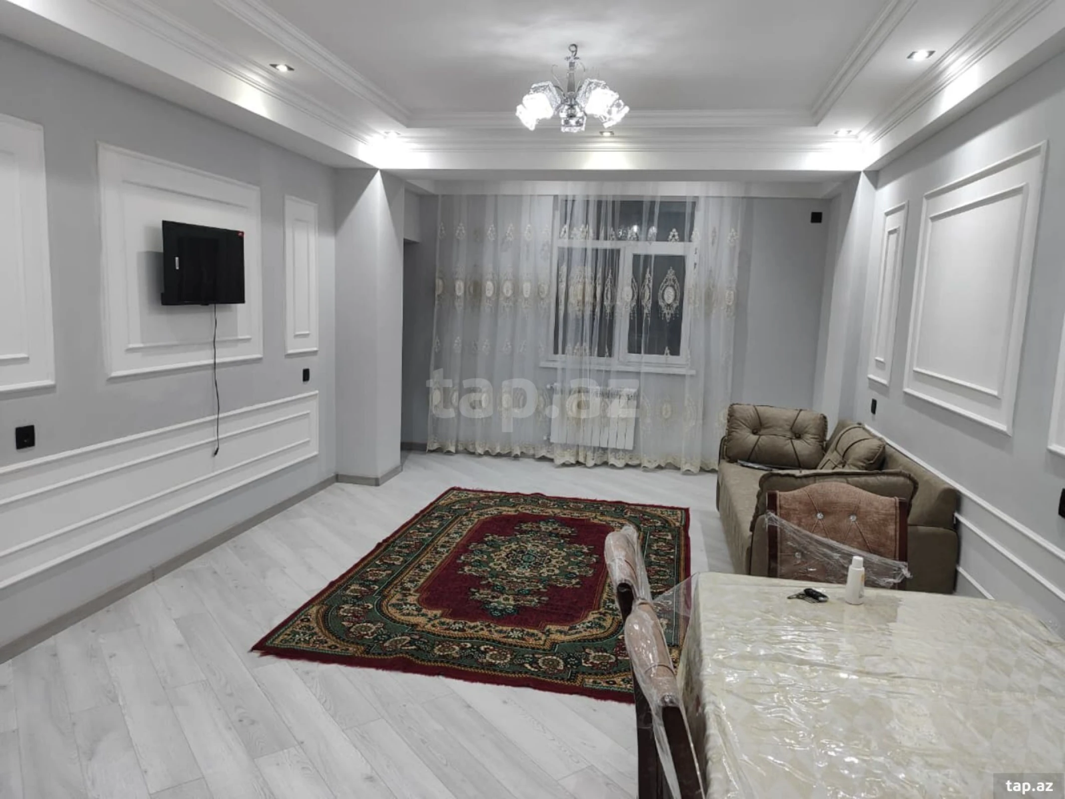 Kirayə verilir 2 otaqlı yeni tikili 60 m²