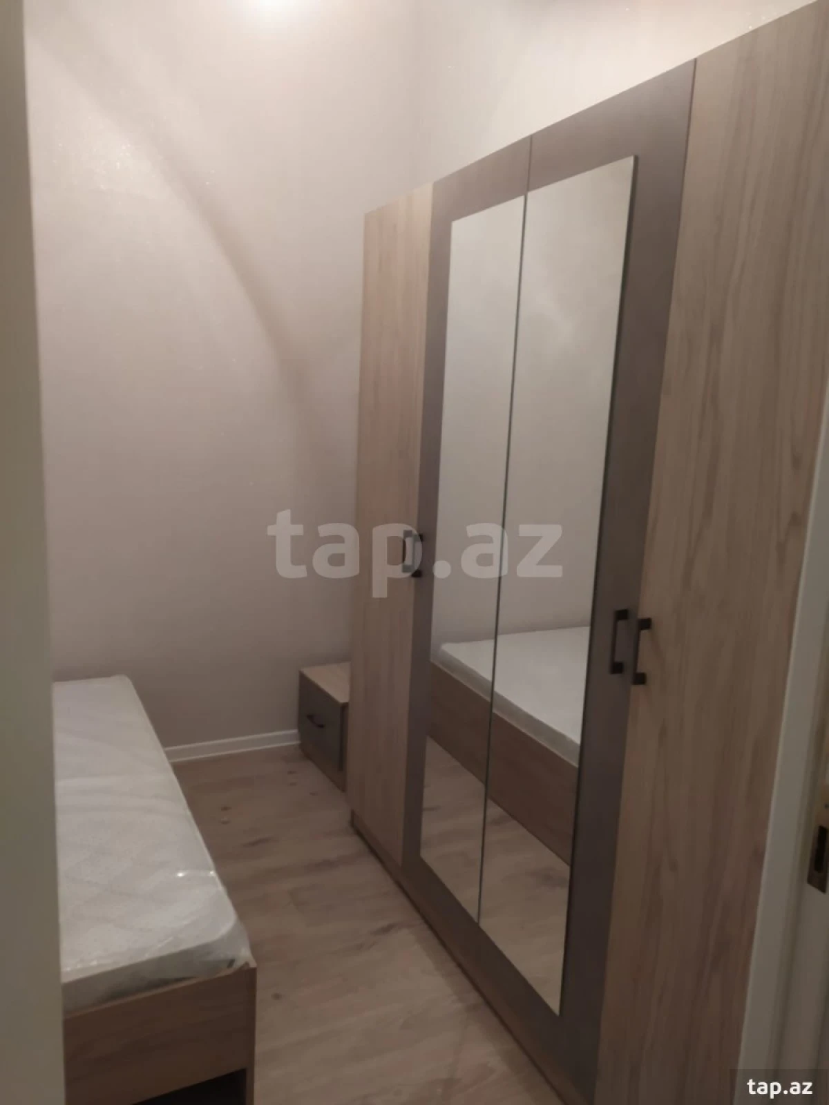 Kirayə verilir 2 otaqlı yeni tikili 47 m²