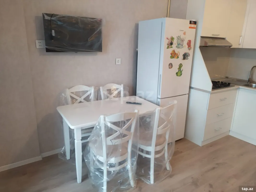 Kirayə verilir 2 otaqlı yeni tikili 47 m²