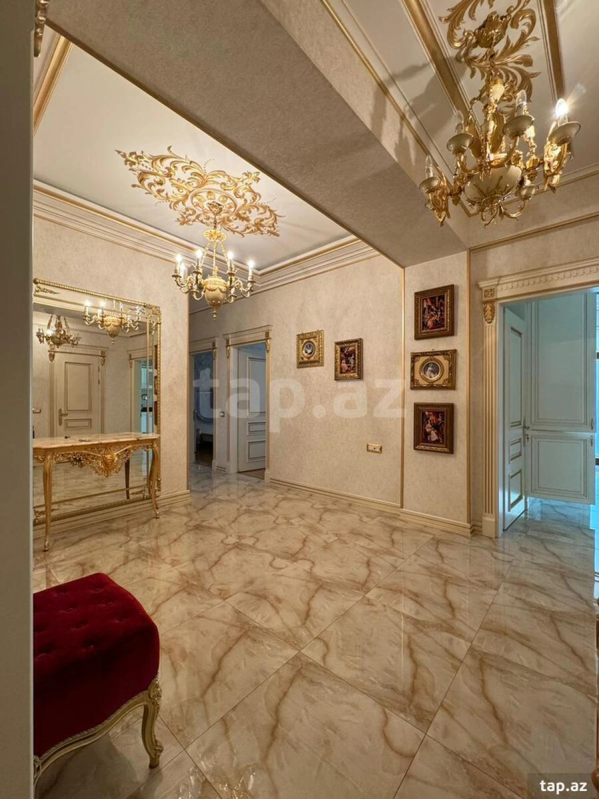 Kirayə verilir 3 otaqlı yeni tikili 160 m²