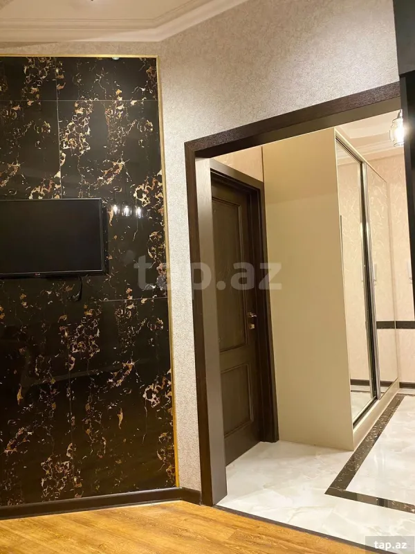 Kirayə verilir 2 otaqlı yeni tikili 65 m²