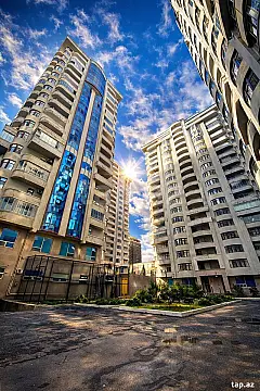 Satılır 3 otaqlı yeni tikili 170 m²