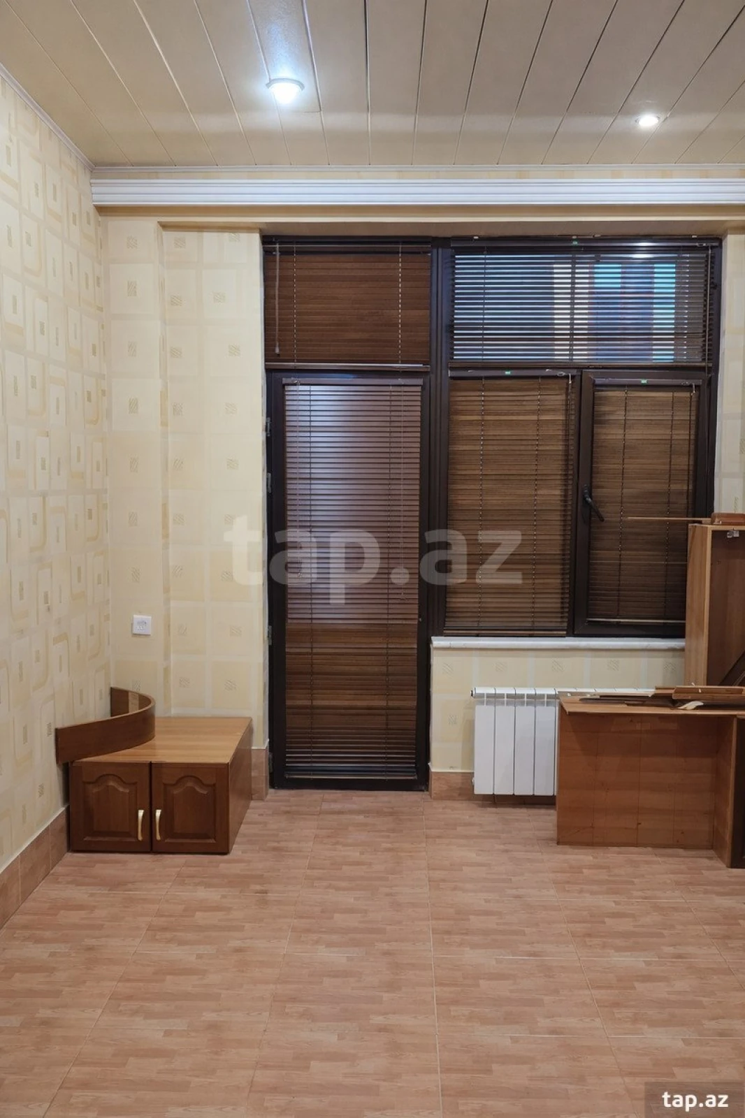 Satılır 3 otaqlı yeni tikili 170 m²