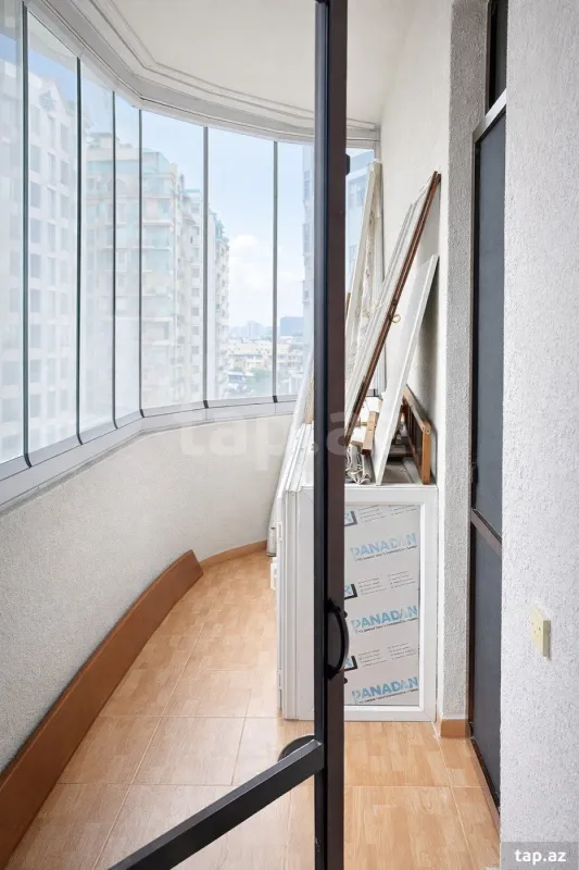 Satılır 3 otaqlı yeni tikili 170 m²