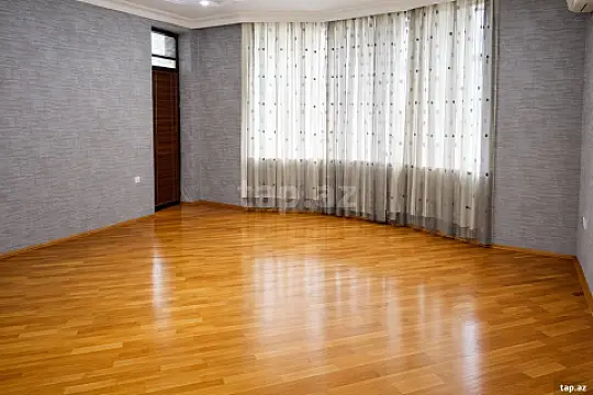 Satılır 3 otaqlı yeni tikili 170 m²