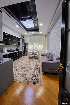 Satılır 4 otaqlı yeni tikili 210 m²