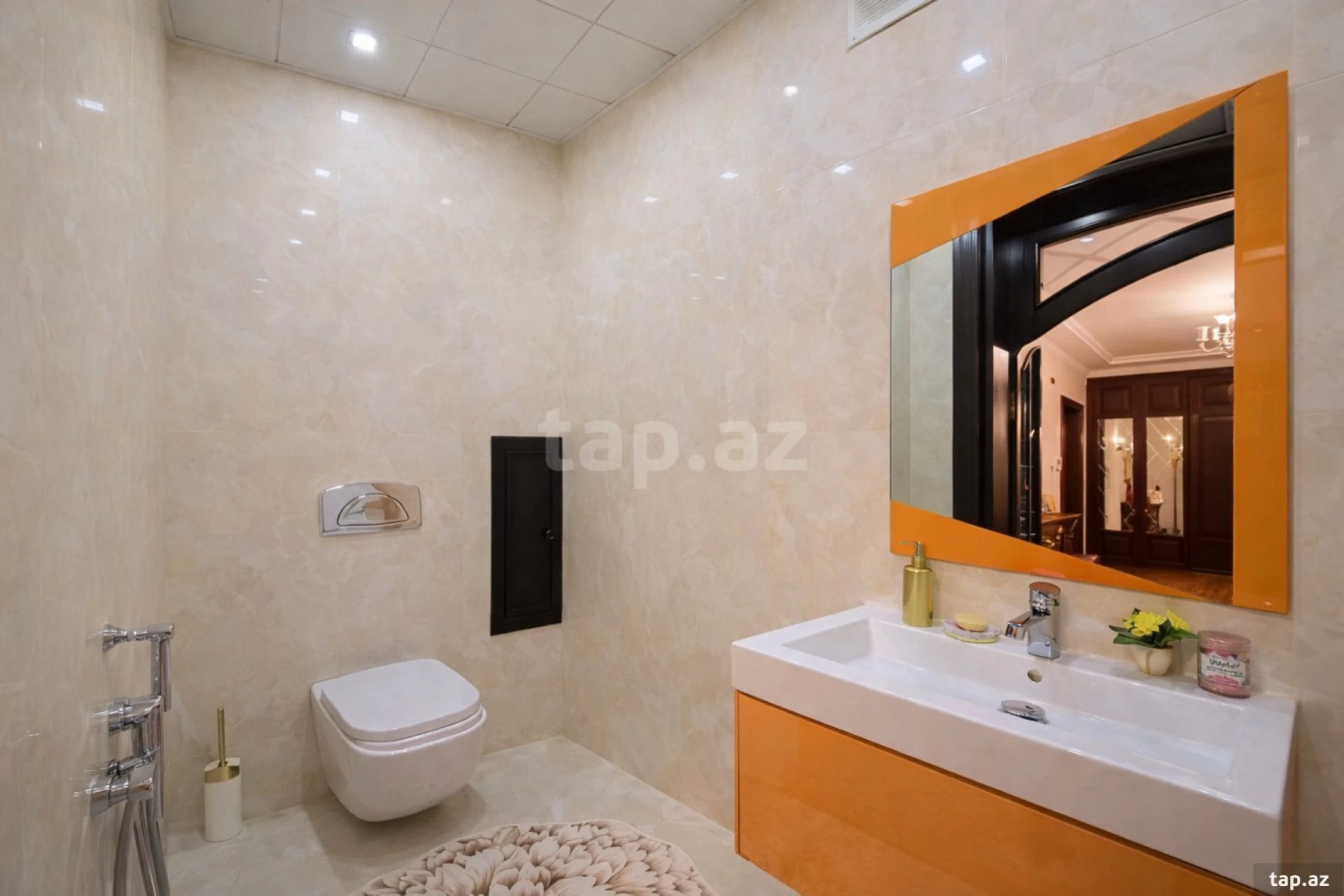 Satılır 4 otaqlı yeni tikili 210 m²