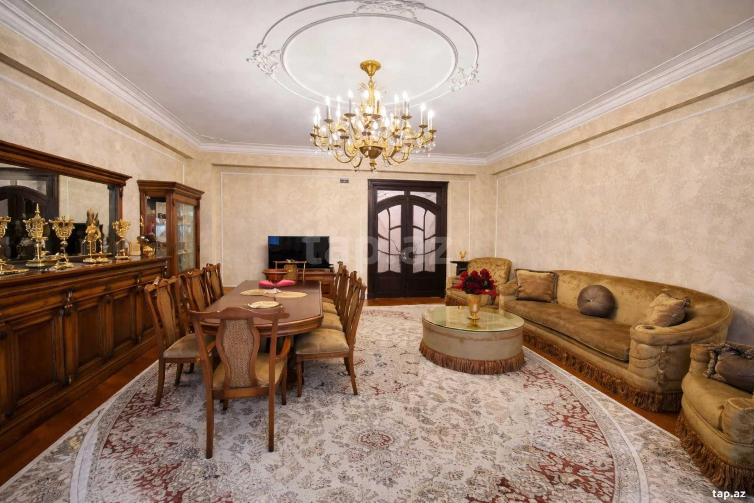 Satılır 4 otaqlı yeni tikili 210 m²