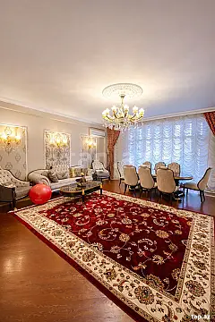 Satılır 4 otaqlı yeni tikili 210 m²