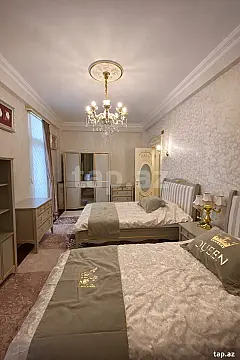 Satılır 4 otaqlı yeni tikili 210 m²