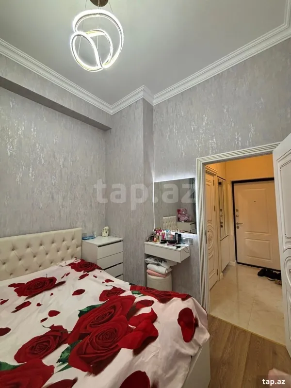 Kirayə verilir 2 otaqlı yeni tikili 45 m²