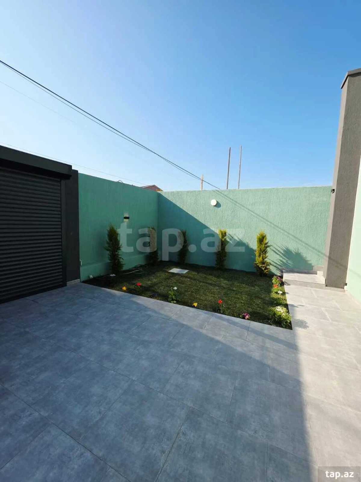 Satılır 4 otaqlı həyət evi