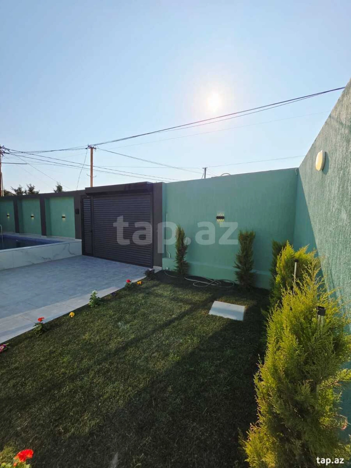 Satılır 4 otaqlı həyət evi