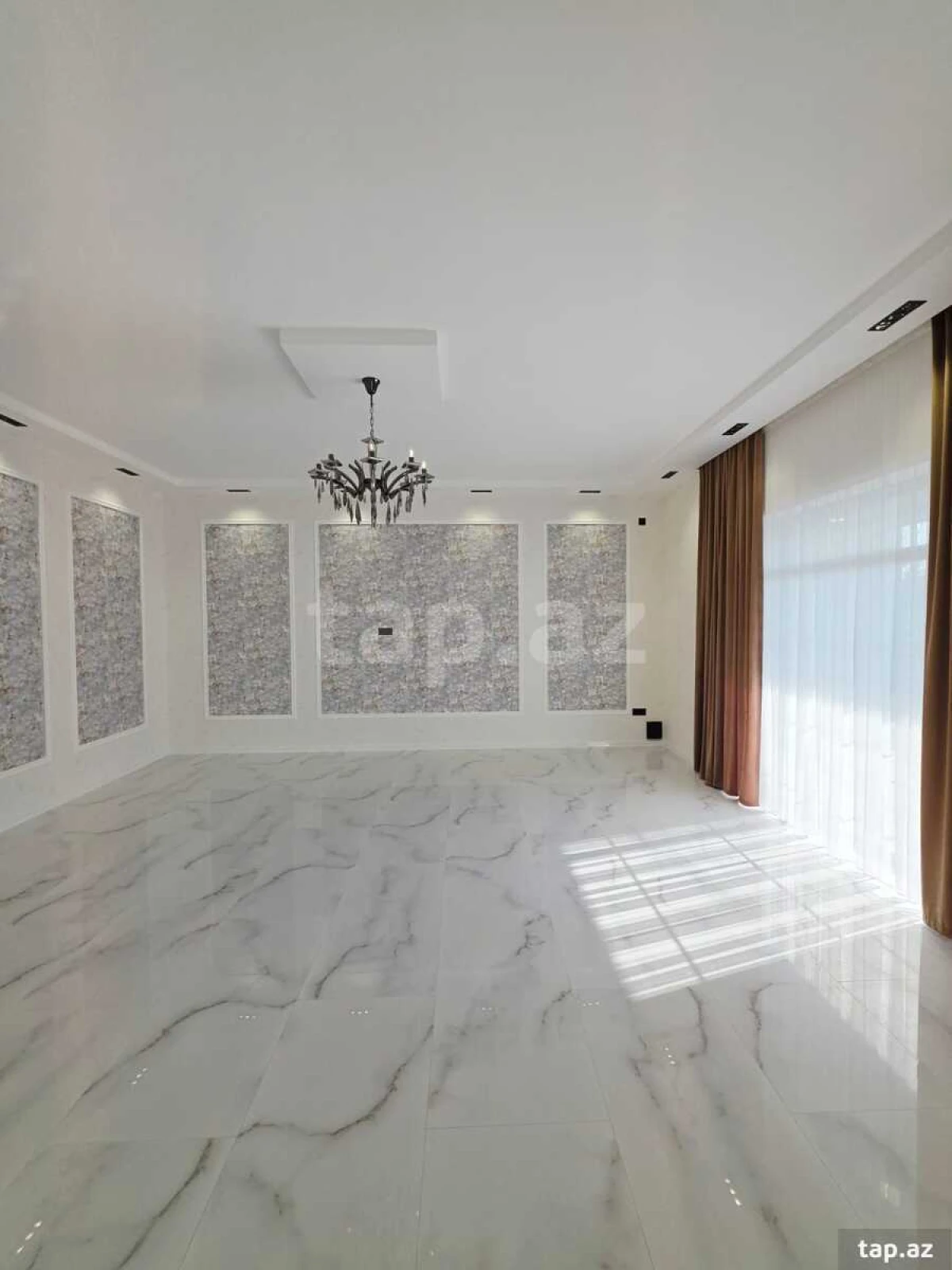 Satılır 4 otaqlı həyət evi