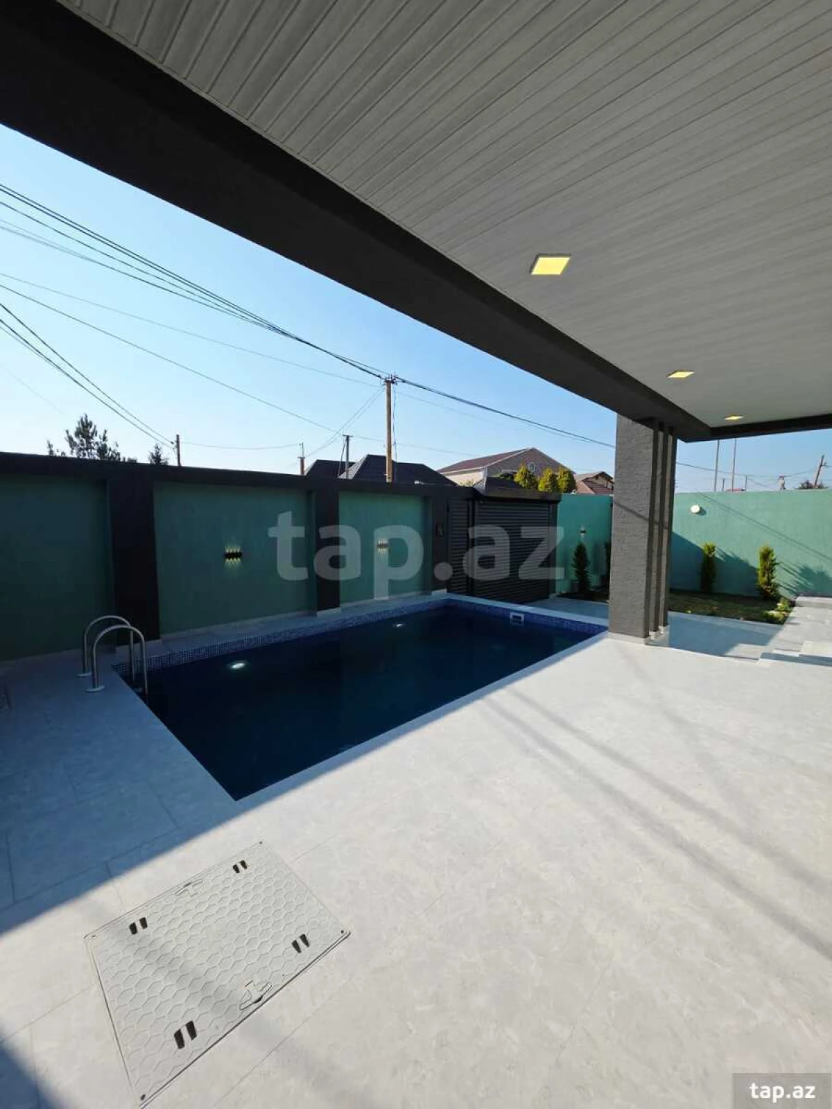 Satılır 4 otaqlı həyət evi