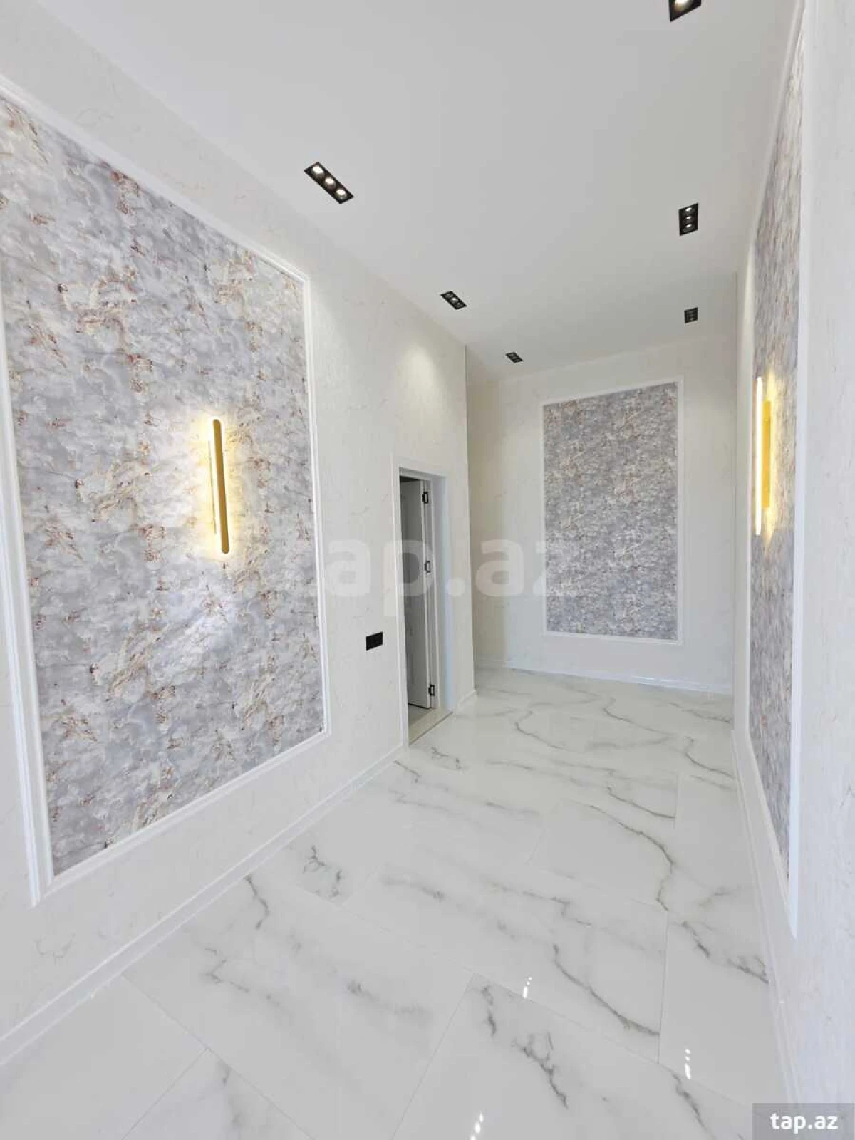 Satılır 4 otaqlı həyət evi