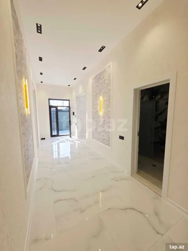 Satılır 4 otaqlı həyət evi