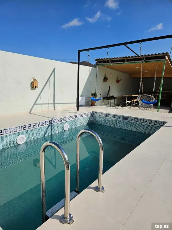 Kirayə verilir 4 otaqlı həyət evi