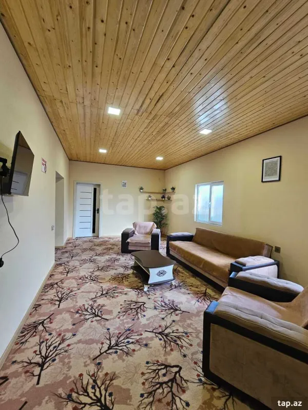 Kirayə verilir 4 otaqlı həyət evi